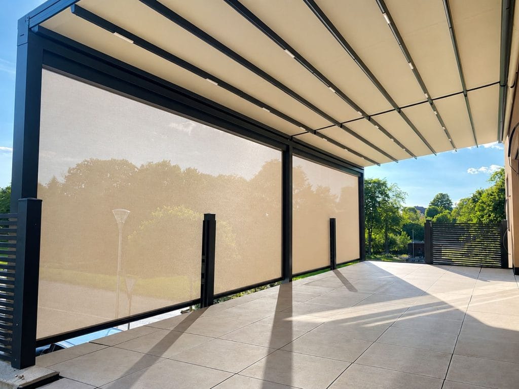 Elektrische Alu Pergola Faltdach Terrassenüberdachung mit Vertikalmarkise / ZIP-Screen beige für Terrasse oder Balkon grau Amstetten, St.Pölten, Tulln, Mödling, Wien, Wien-Umgebung, Baden, Vösendorf, Mistelbach, Wiener Neustadt, Krems, Stockerau, Horn, Hollabrunn, Lilienfeld, Melk, Scheibbs, Wieselburg Niederösterreich, Oberösterreich , Linz, Wels, Asten, Traun, Steyr